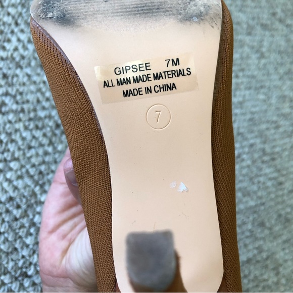 Cushionaire memory foam booties size 7 women’s excellently condition 3” heel - Picture 6 of 8